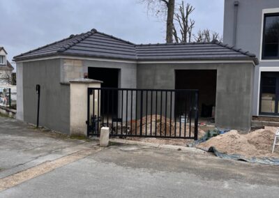 Construction d’un local velos et poubelles